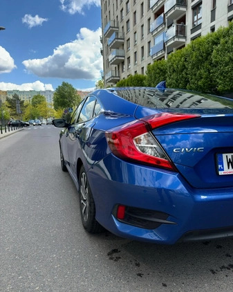 Honda Civic cena 70000 przebieg: 76000, rok produkcji 2018 z Warszawa małe 352